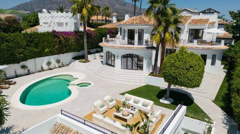 Villa in Nueva Andalucia, Marbella